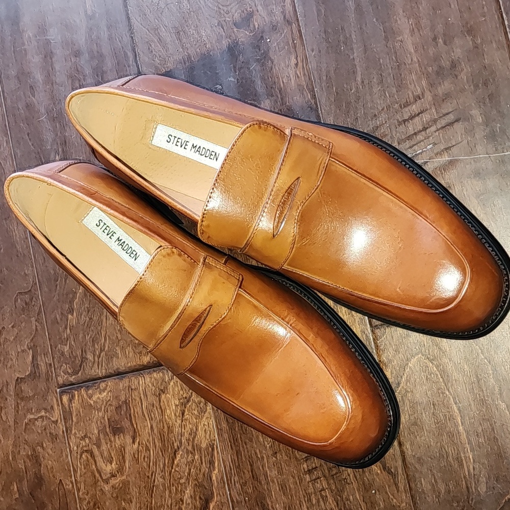 New Steve Madden Men's Hoffman Tan Leather Loafers, Sz. 9